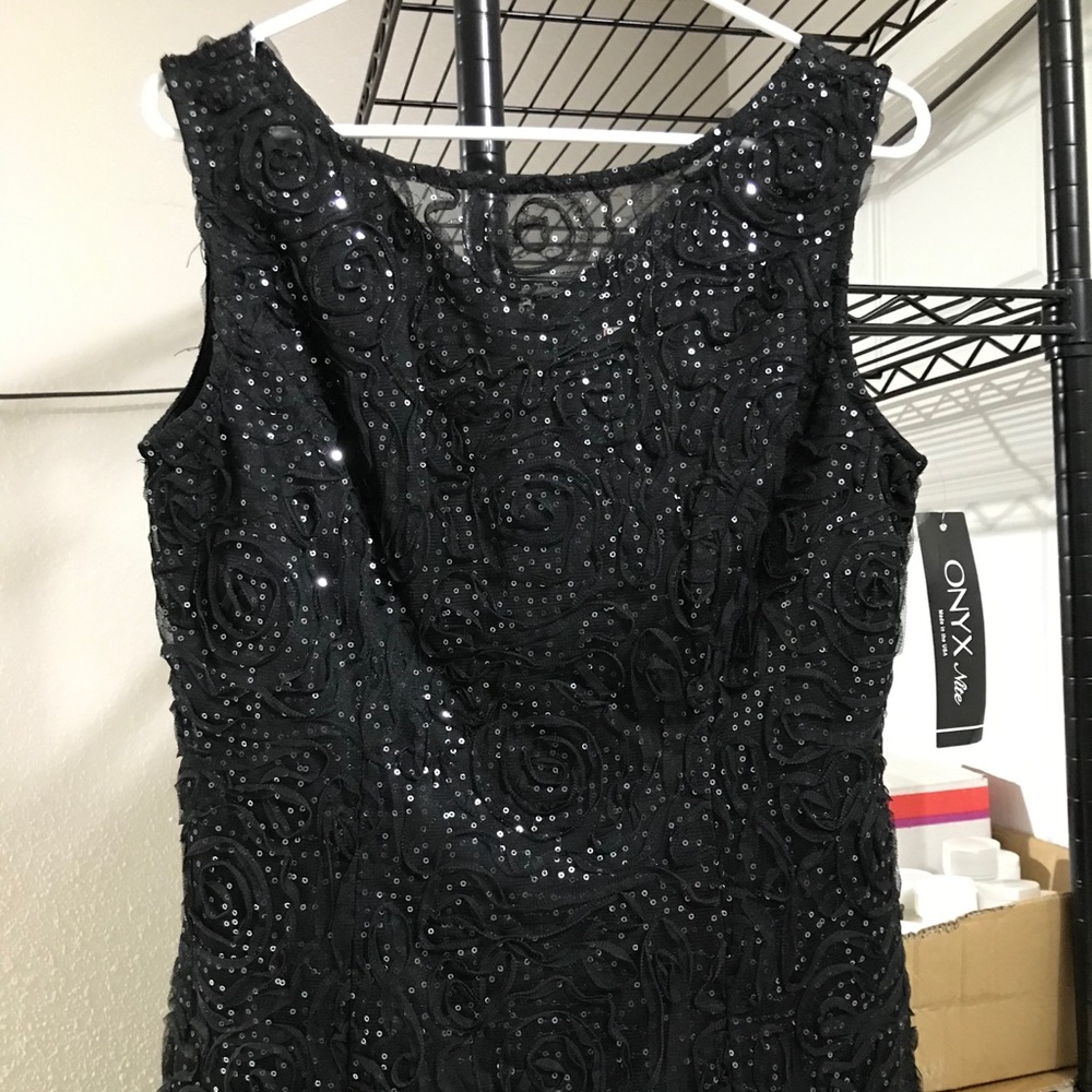 Sparkly, black roses tank top